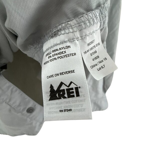 REI Mens XL Nylon Button Down Shirt Gray Long Sleeve Hiking Outdoor Travel - Picture 4 of 8